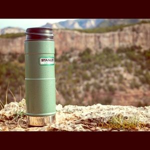 Stanley Classic One Hand Vacuum Mug -16oz